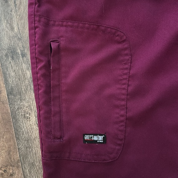 Grey’s Anatomy Scrub Pants- Large/Tall- Wine - Picture 2 of 6
